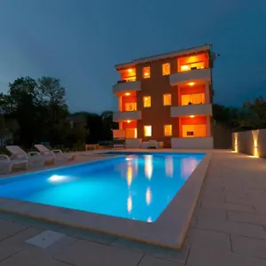 M & B Apartment Bibinje